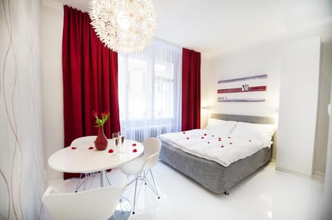 Photo of the whole room, Decorative detail, Decorative detail, Bedroom