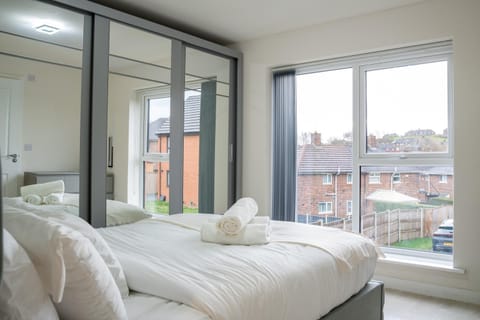 Bed, View (from property/room), Bedroom