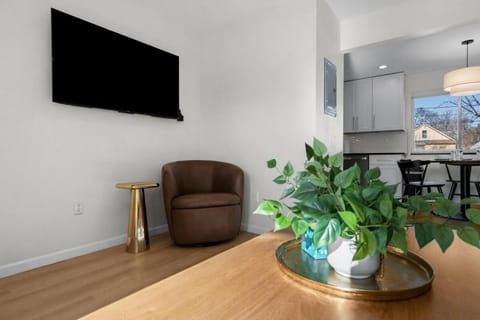 1BR 1Bath Eastpointe Apartments with Pet-Friendly Apartment in Eastpointe