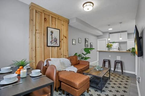 TV and multimedia, Seating area, Dining area, Breakfast