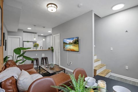 TV and multimedia, Seating area, Dining area, Breakfast