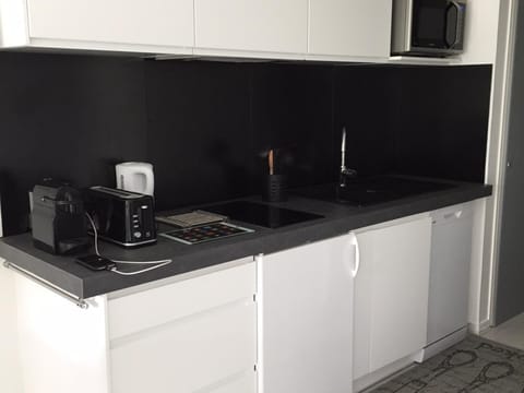 Appartement rénové proche plage avec parking - FR-1-843-51 Apartment in Le Pouliguen