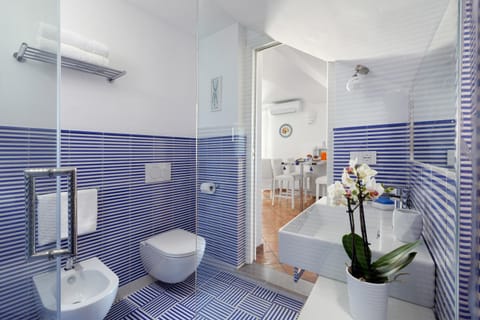 Shower, Toilet, Bathroom, bidet