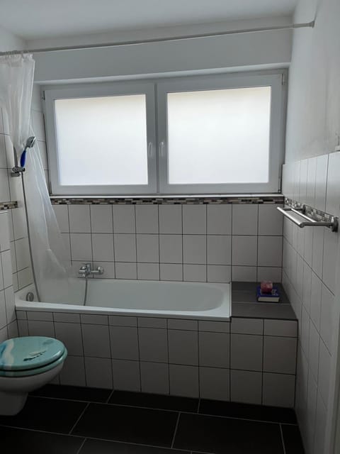Ferienwohnung Fatlume No 3 Bed and Breakfast in Bad Honnef
