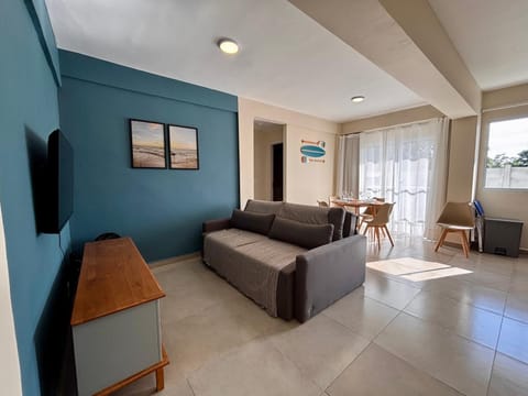 Apartamento térreo em Paraty - 2 quartos com ar e vaga de estacionamento Apartment in Paraty