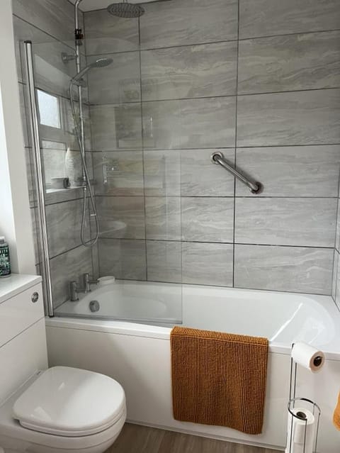 Retreat for Two Bed and Breakfast in Shepton Mallet