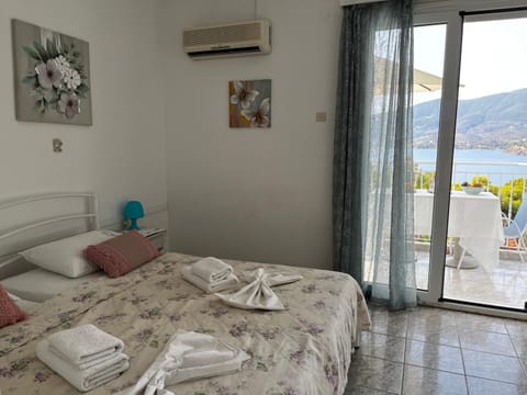 Lions Poros Apartments Apartment hotel in Poros