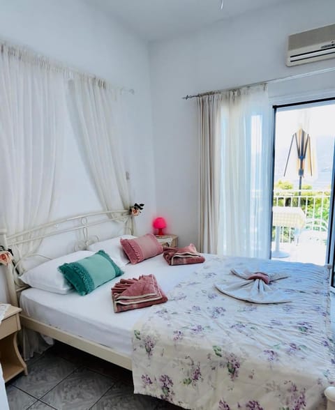 Lions Poros Apartments Apartment hotel in Poros