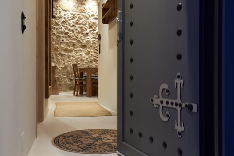 Diastar Boutique sauna jacuzzi free House in Heraklion