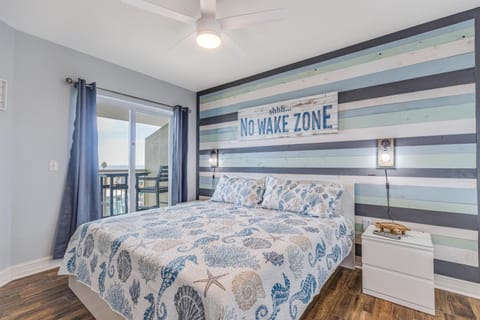 Vitamin SEA Condo 7️⃣2️⃣7️⃣2️⃣5️⃣1️⃣8️⃣6️⃣5️⃣9️⃣ Apartment hotel in Treasure Island