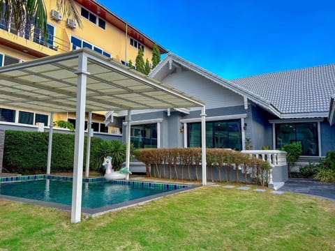 Property building, Spring, Garden view, Pool view, Swimming pool