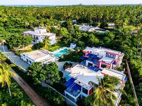 Property building, Swimming pool