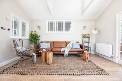 Stunning House with Estuary Views Padstow House in Padstow