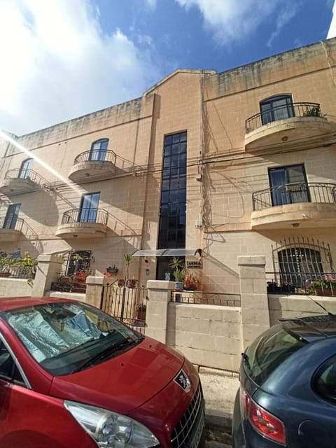 Property building, Street view