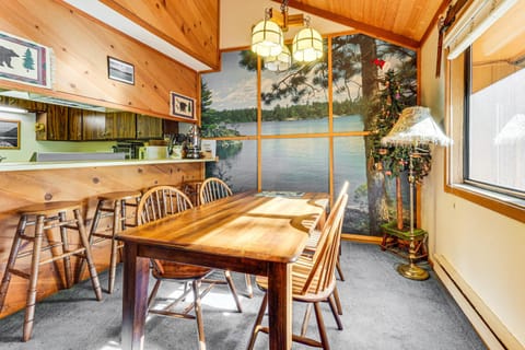 Community Perks and Watercrafts Shaver Lake Condo Apartment in Shaver Lake