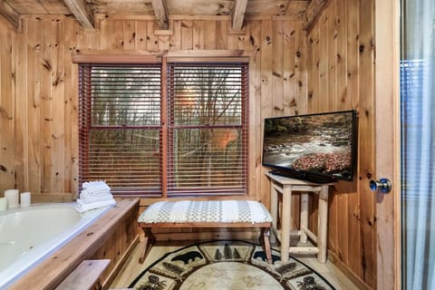 Serenity Retreat House in Sevier County