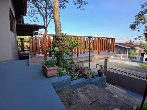 Garden, Balcony/Terrace
