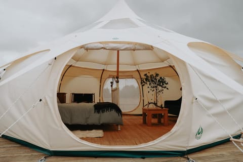 Seating area, Bedroom