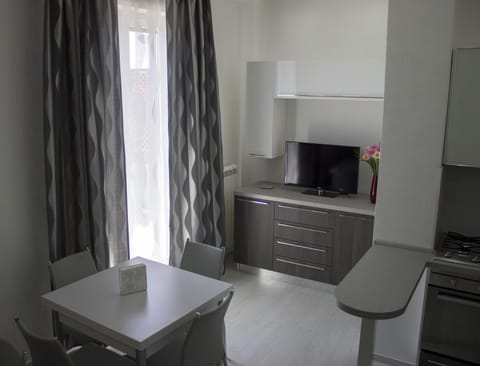 Communal lounge/ TV room, Communal kitchen