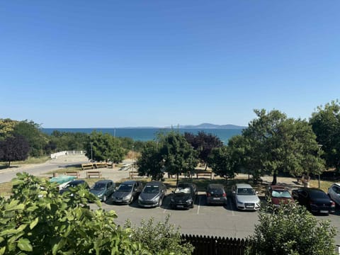Garden, Sea view