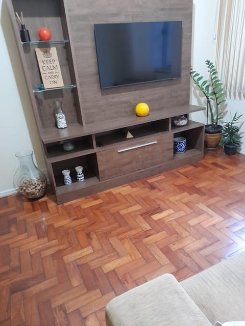 Apartamento 2 quartos, ar condicionado, Portaria 24 horas, Próximo ao metro e amplo comércio Apartment in Santa Teresa