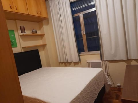 Apartamento 2 quartos, ar condicionado, Portaria 24 horas, Próximo ao metro e amplo comércio Apartment in Santa Teresa