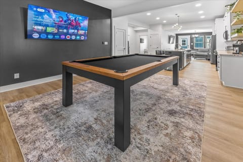 Farm House & Carriage House DT Indy with Pool Table House in Indianapolis