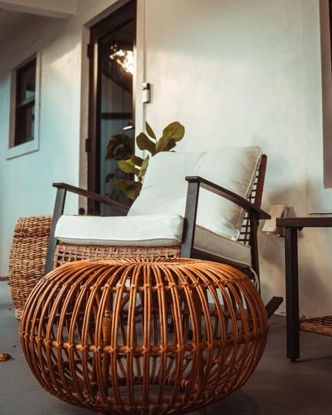 Casita Verde | Private Escape Under the Oaks Bed and Breakfast in North Palm Beach