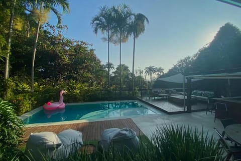 Garden, Swimming pool
