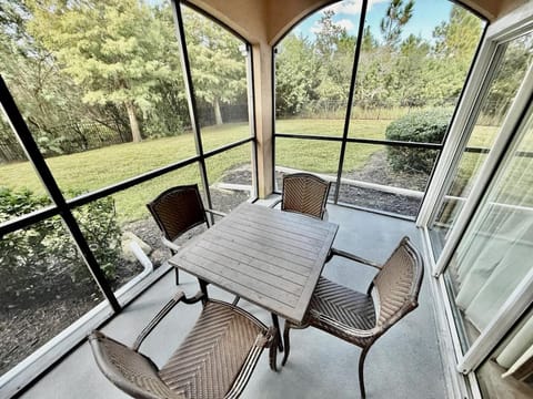 Entire Condo 3Bed 2Bath 5 mins to Disney Park Apartment in Orlando