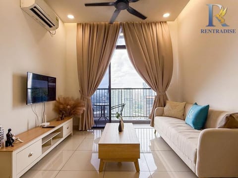 TV and multimedia, Living room, Seating area, air conditioner