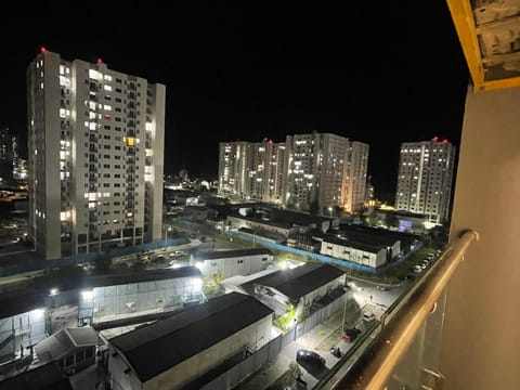 Night, View (from property/room), City view, Street view
