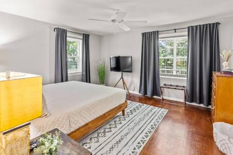 Annesdale #1 - Spacious & Central 3BR in Midtown! House in Memphis