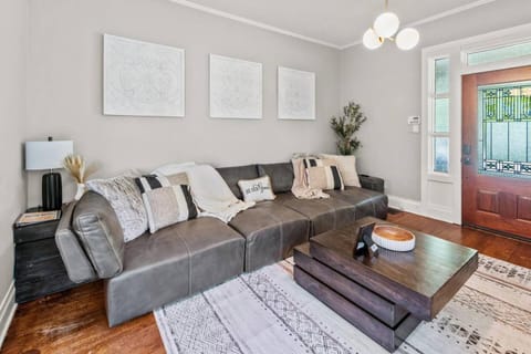 Annesdale #1 - Spacious & Central 3BR in Midtown! House in Memphis