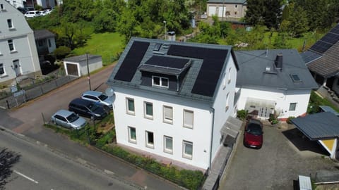 Property building, Bird's eye view, Street view, Parking