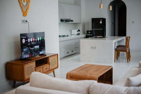 Communal lounge/ TV room, TV and multimedia