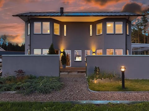 Property building, Patio, Night, Garden, Balcony/Terrace, Sunset