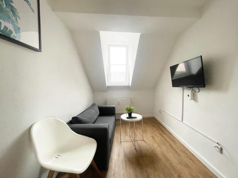 TV and multimedia, Seating area