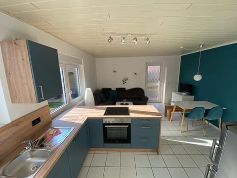 Living room, Dining area, kitchen