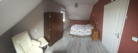 Chambre proche circuit 24h du mans Bed and Breakfast in Le Mans