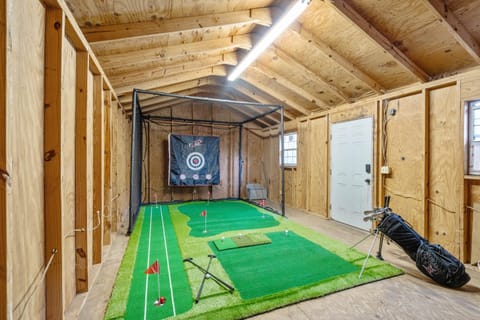 5BR2BA, Game Rm, FirePit, Golf, BBall, Near Parris Island House in Port Royal