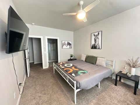 Spacious Family Townhouse House in Edmond