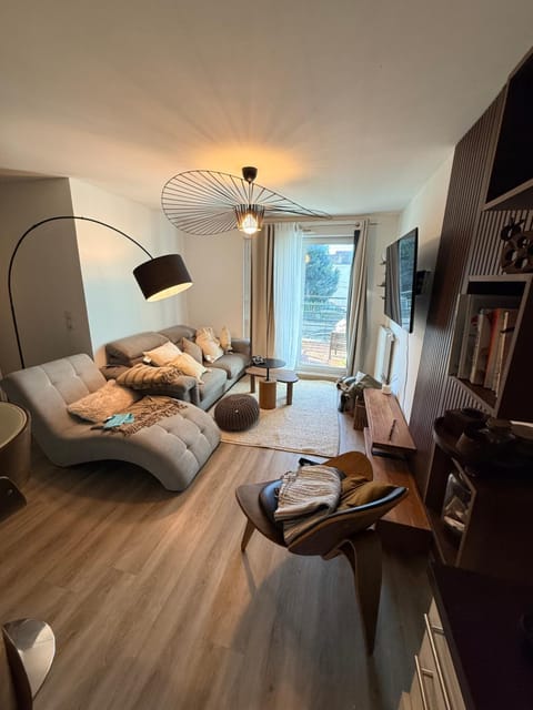 TV and multimedia, Living room, kitchen