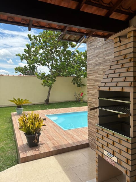 Casa em condomínio e natureza House in Cachoeiras de Macacu