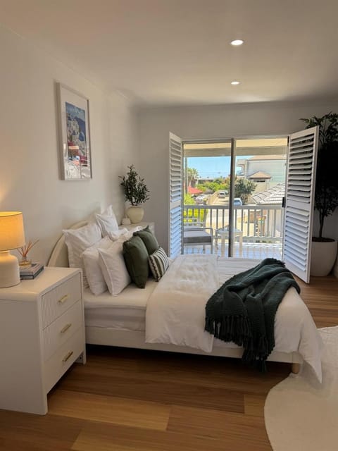 Bedroom, Sea view