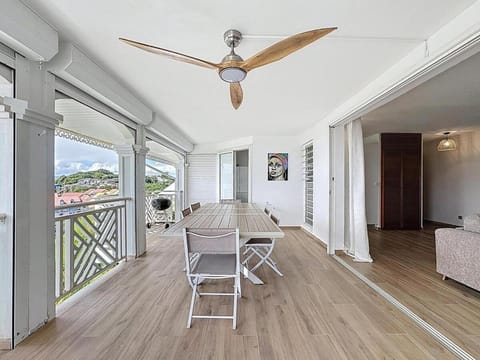 Magnifique T3 rénové, vue mer imprenable Apartment in Le Gosier