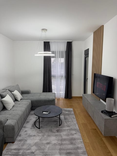 Communal lounge/ TV room, Living room, Seating area