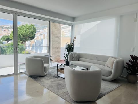 Natural landscape, Living room, Seating area, Garden view