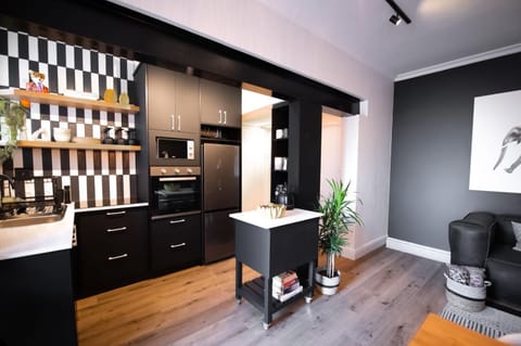 Kitchen or kitchenette, kitchen