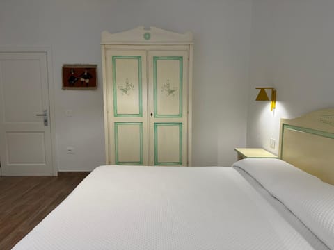 NG Guest House Ammentos Bed and Breakfast in Olbia